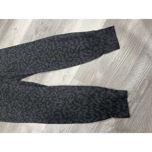 lululemon Align™ High-Rise Jogger Leopard Camo Deep Coal Multi Size 4 - Picture 4 of 7